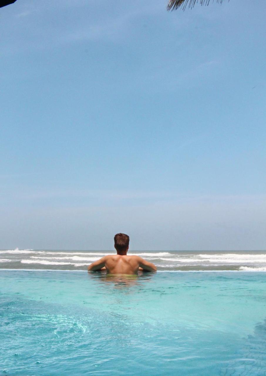 Cantaloupe Aqua Unawatuna Buitenkant foto